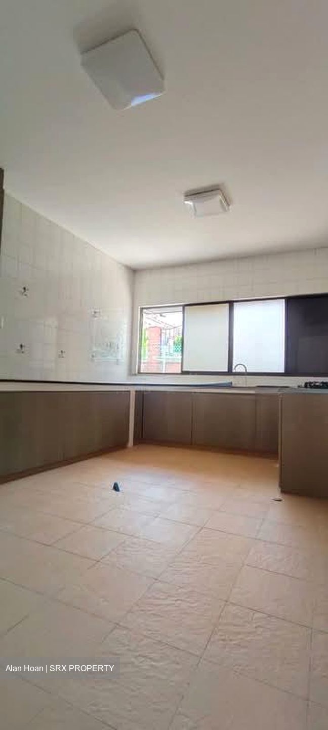 Platina Gardens (D27), Semi-Detached #540583881